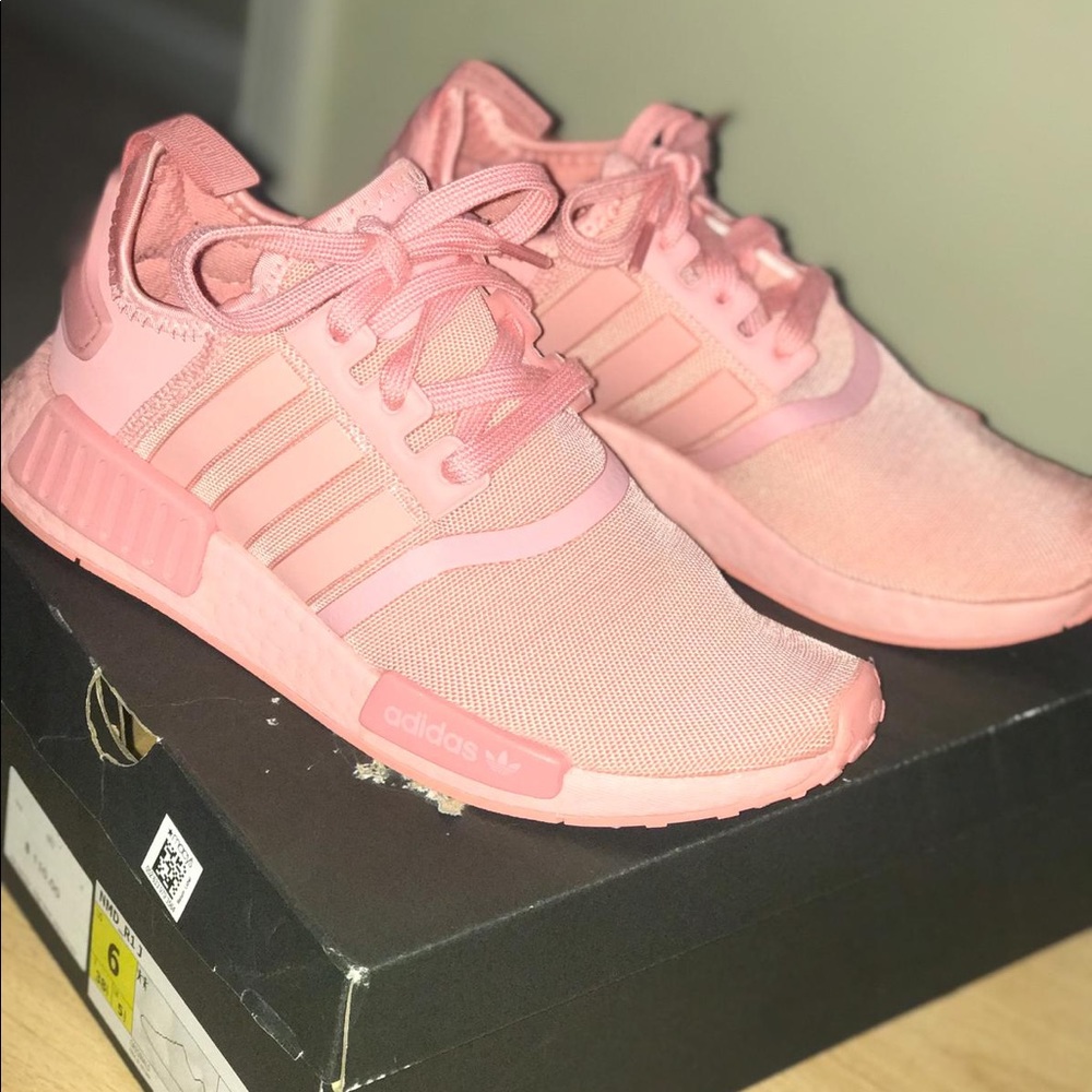 Adidas Pink NMD_R1